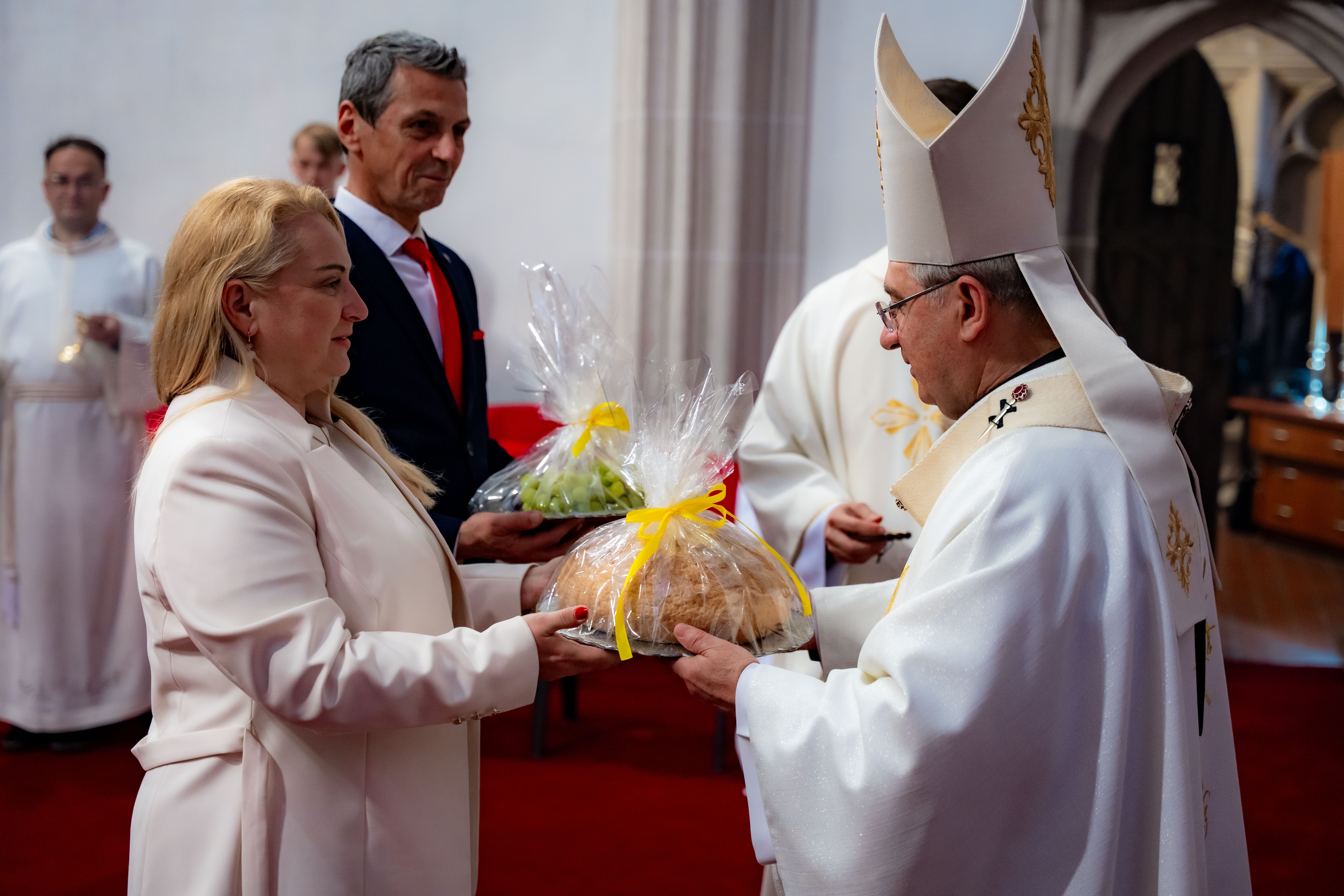 Slavnostna svata omsa s prosbami a modlitbami za mesto Kosice-1-29
